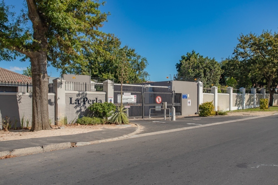 2 Bedroom Property for Sale in Paarl South Western Cape